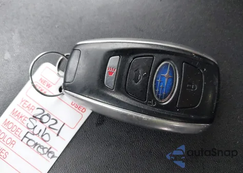 2021 Subaru Forester Premium из США, поврежденный, VIN JF2SKAFCXMH564760